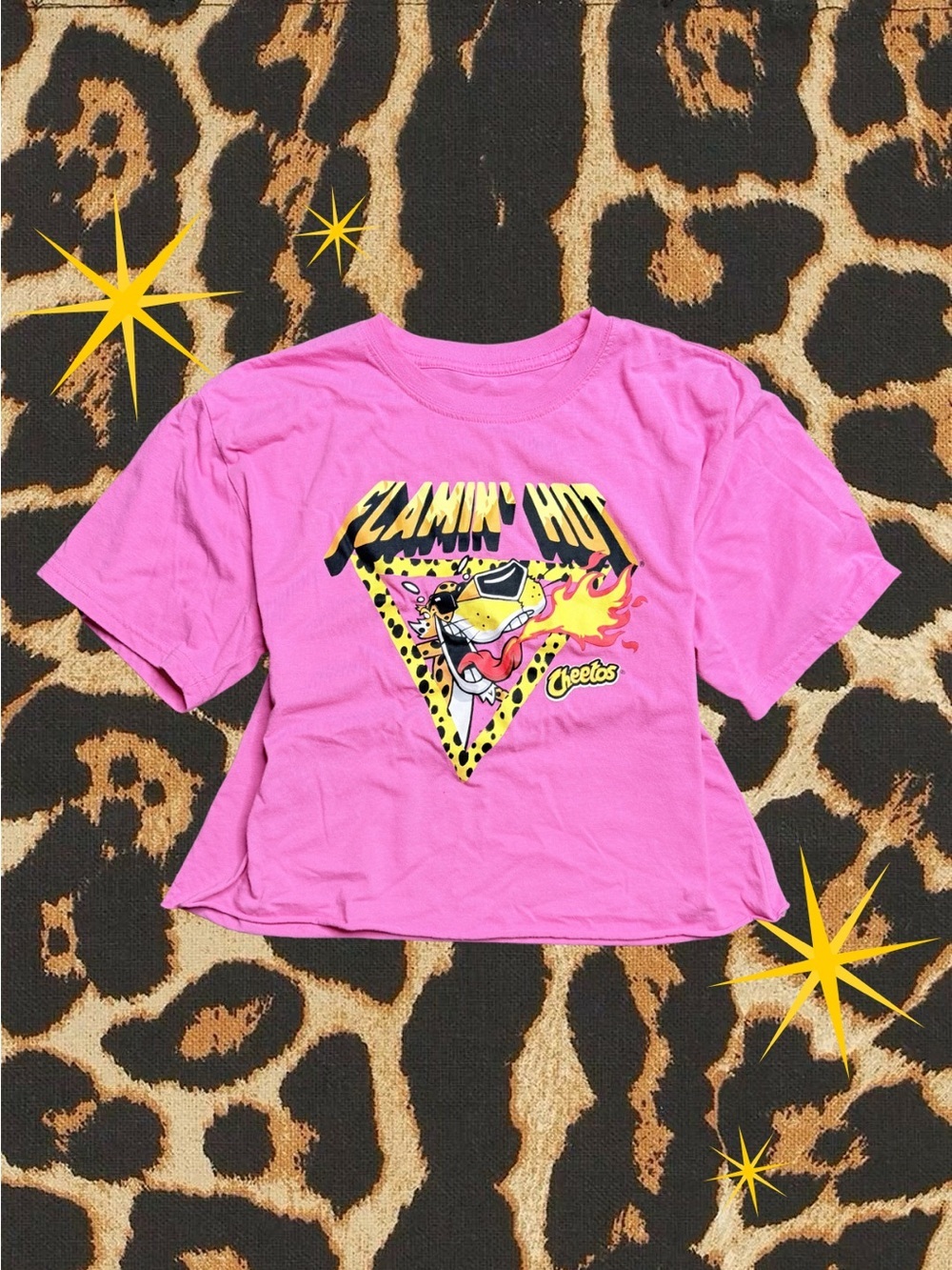 HOT CHEETOS | Flamin’ Hot Graphic Tee Crop |Womens Size Medium